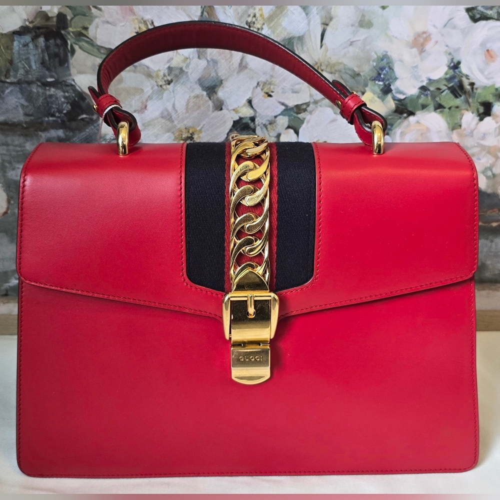 Gucci Sylvie Top Handle Medium Red Leather Handbag With Crossbody Strap